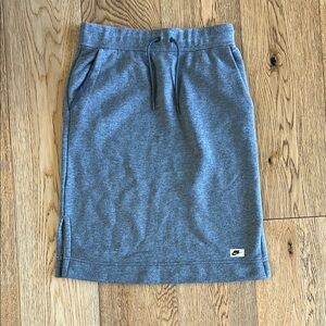 Nike Heather Gray Casual Skirt